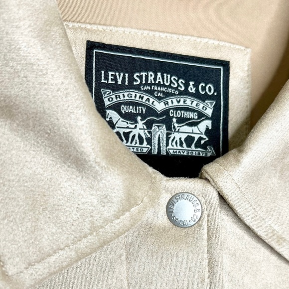 Levi’s Women’s Faux Suede Shirt Jacket Sand Size XL - Picture 7 of 9